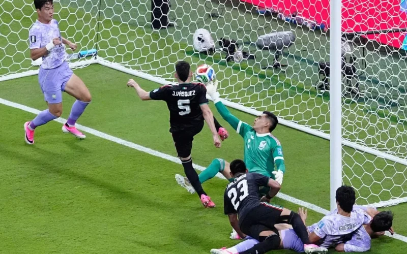 México vence Coreia do Sul e garante vaga nas oitavas