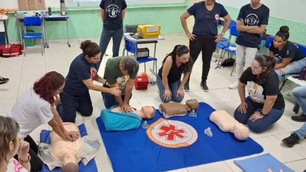 Curso obrigatório de primeiros socorros para educadores em Campo Grande