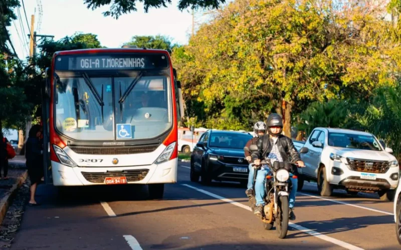 Ônibus em Campo Grande terão horários alterados nas férias