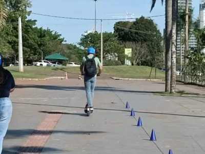 Agetran alerta: patinete elétrico não é brinquedo