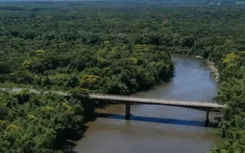 Ponte sobre Rio Miranda libera veículos acima de 10 toneladas
