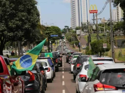 TRE exige placas de carros em carreatas eleitorais