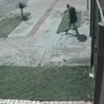 Ladrão furta casa e foge com TV na Vila Ipiranga