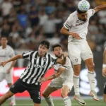Fluminense empata com Botafogo e Coritiba vence a Chapecoense