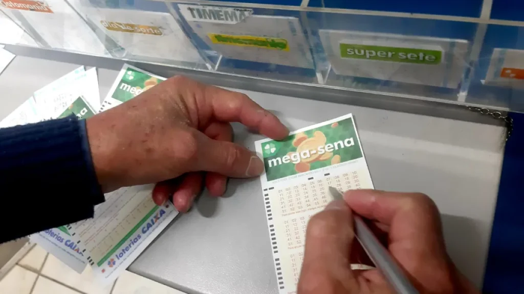 Mega-Sena acumulada: 68 apostas de MS acertam a quadra